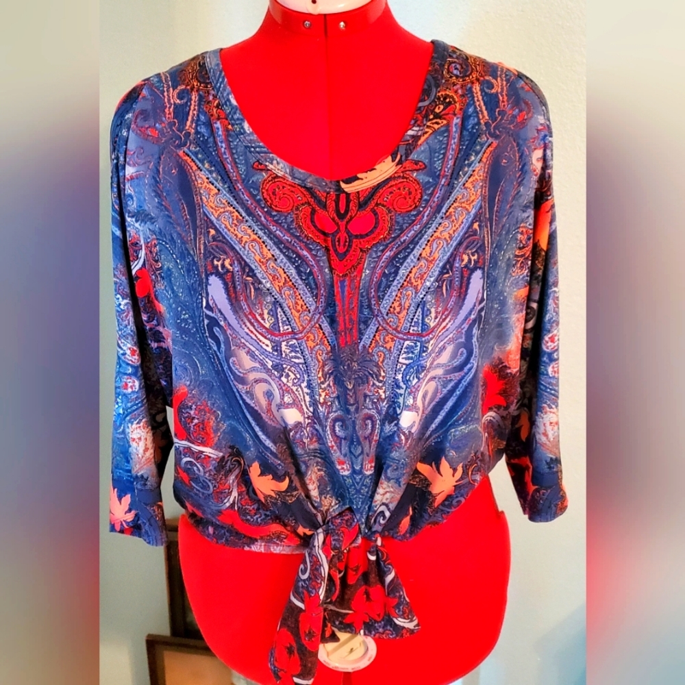 Nygard Collection Cold Shoulder Blouse. Scoop Neck. Pop Art. Boho. Size 12-14.